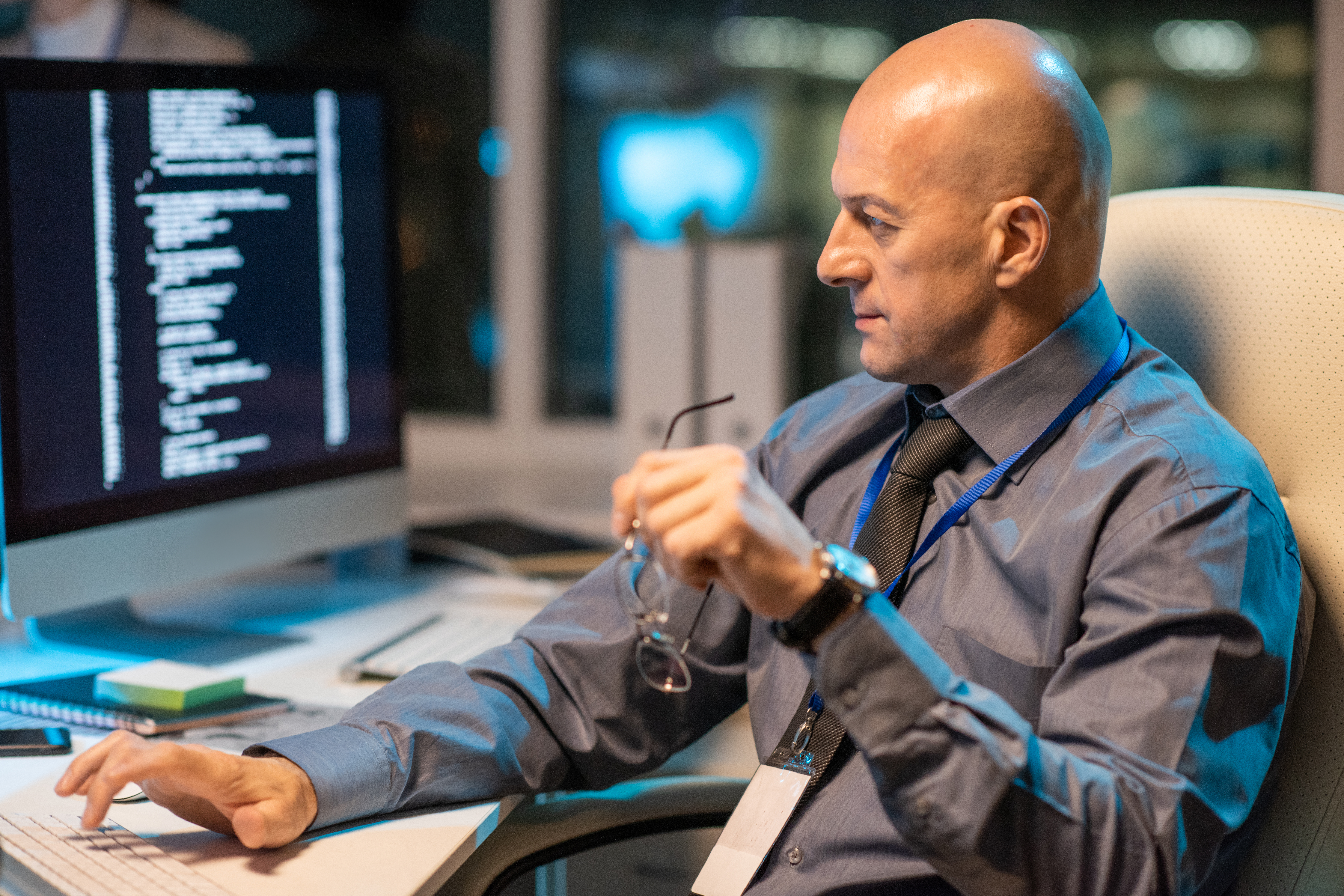Cybersecurity Features That Build Cyber Resilience Against Modern Security Risks